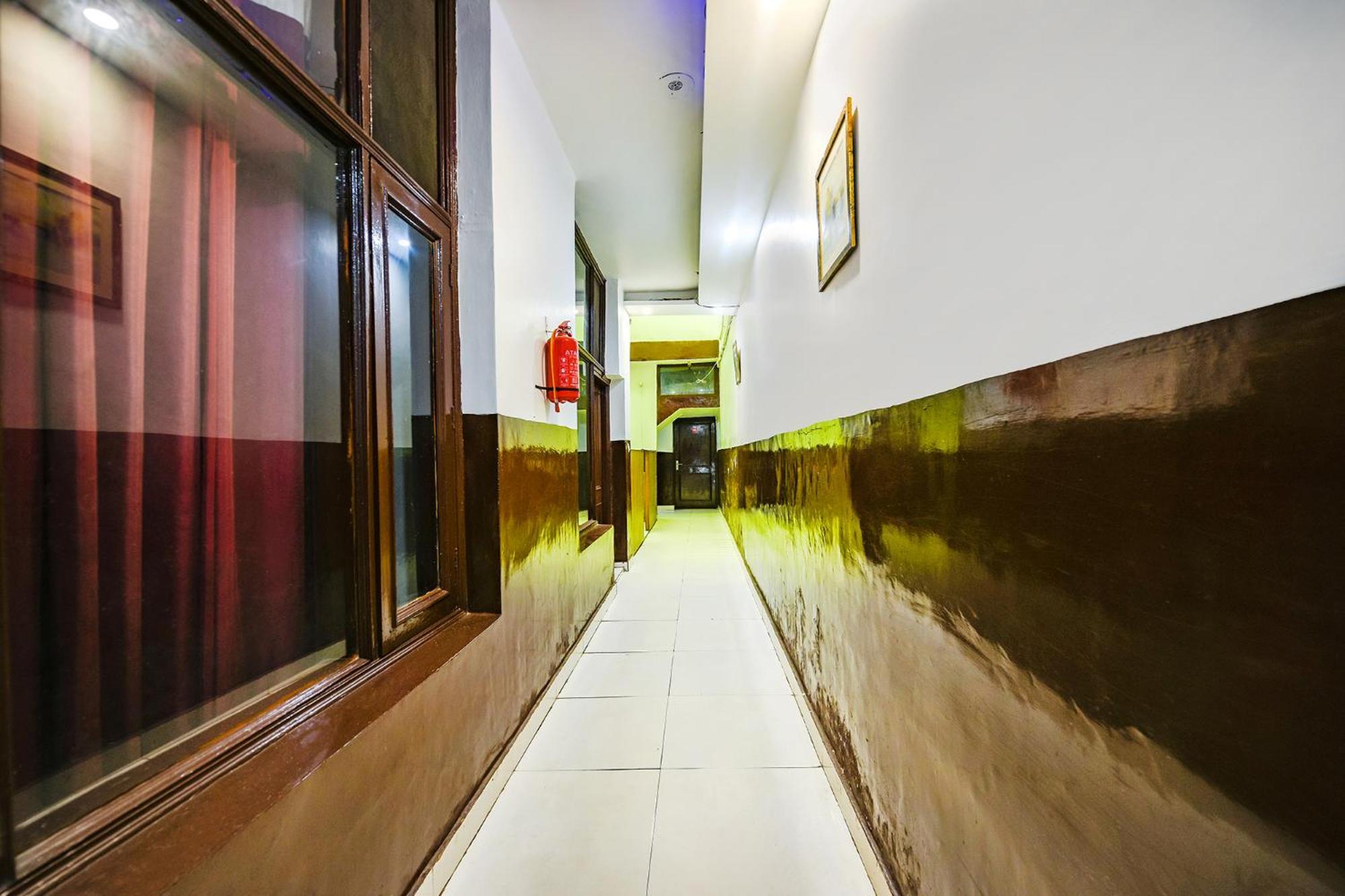 Fabexpress Diamond Sec 45 Hotel Csandígarh Kültér fotó